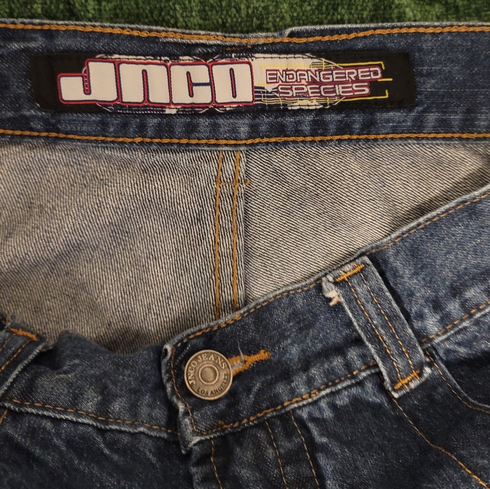 Jeans - Picture 3 of 5